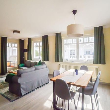 Strandvillen Binz - Ferienwohnung Mit 2 Schlafzimmern Und Balkon Ah-563 Buitenkant foto