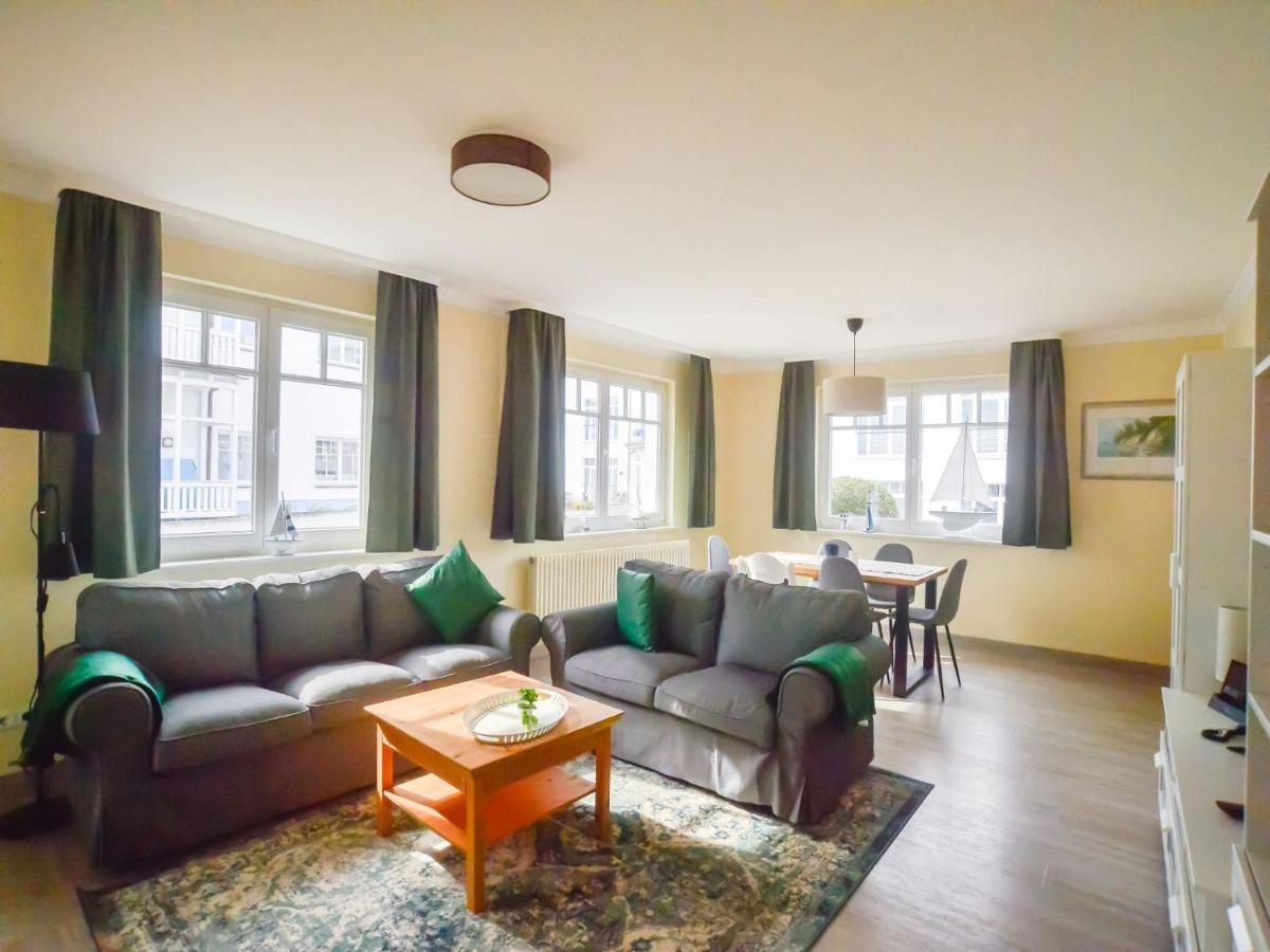 Strandvillen Binz - Ferienwohnung Mit 2 Schlafzimmern Und Balkon Ah-563 Buitenkant foto