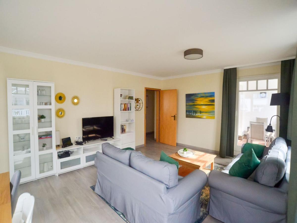 Strandvillen Binz - Ferienwohnung Mit 2 Schlafzimmern Und Balkon Ah-563 Buitenkant foto